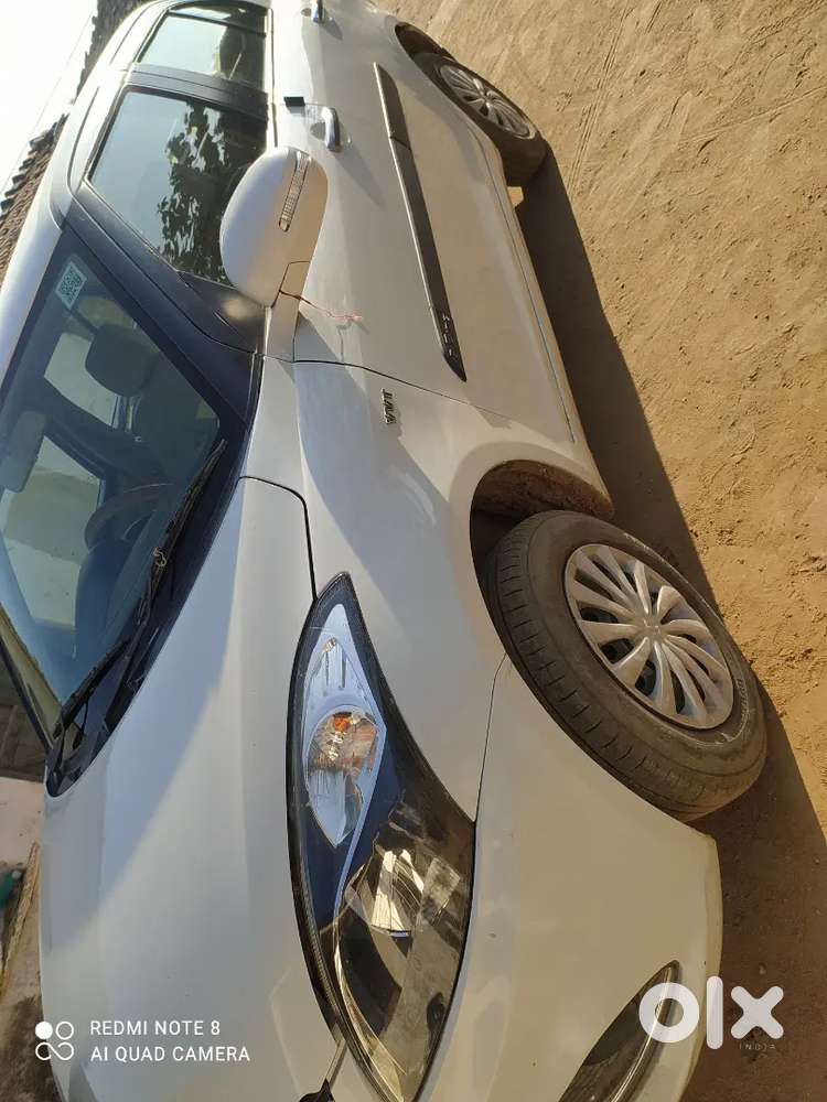 Maruti Suzuki Dzire 1.2 Vxi 2016