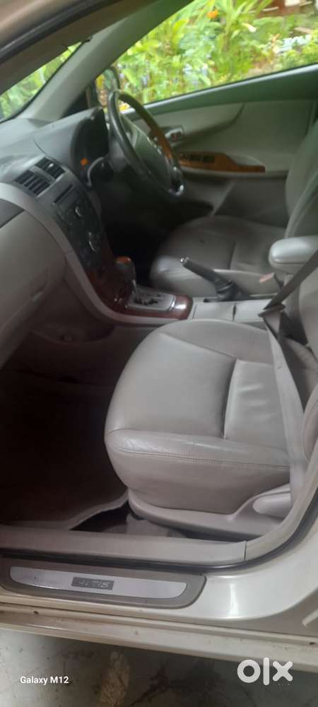 Toyota Corolla Altis Vl, 2010, Petrol