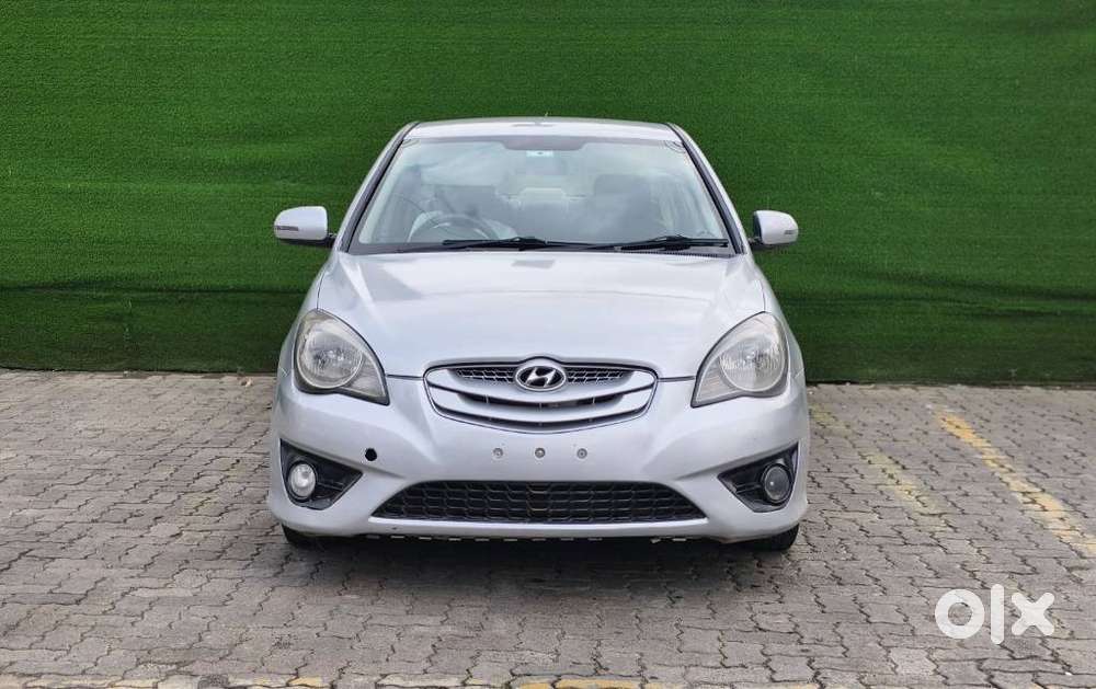Hyundai Verna, 2010, Petrol