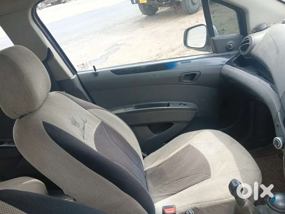 Chevrolet Beat Petrol 2011 Model
