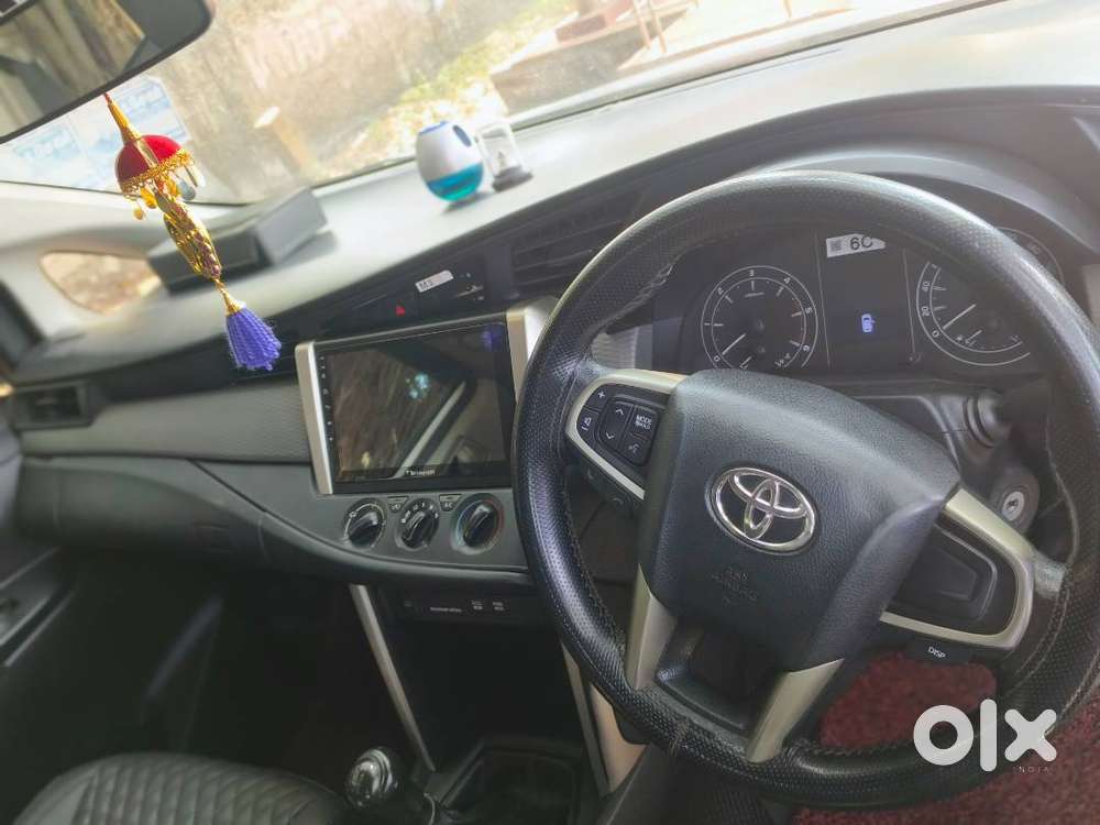 I Innova Crysta 2019 Model G Variant