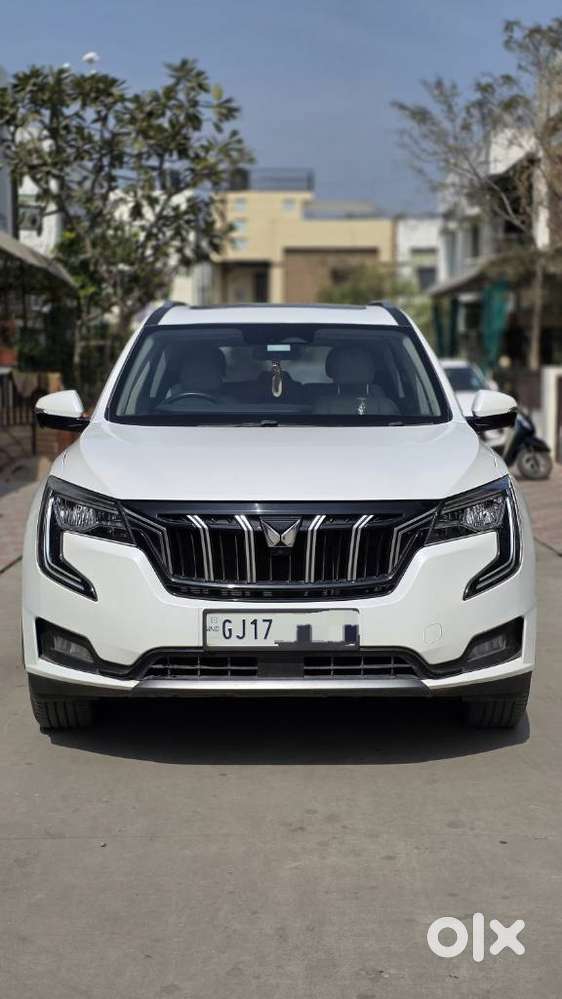 Mahindra Xuv700 2.0 Ax 7 Petrol At Str, 2022, Petrol