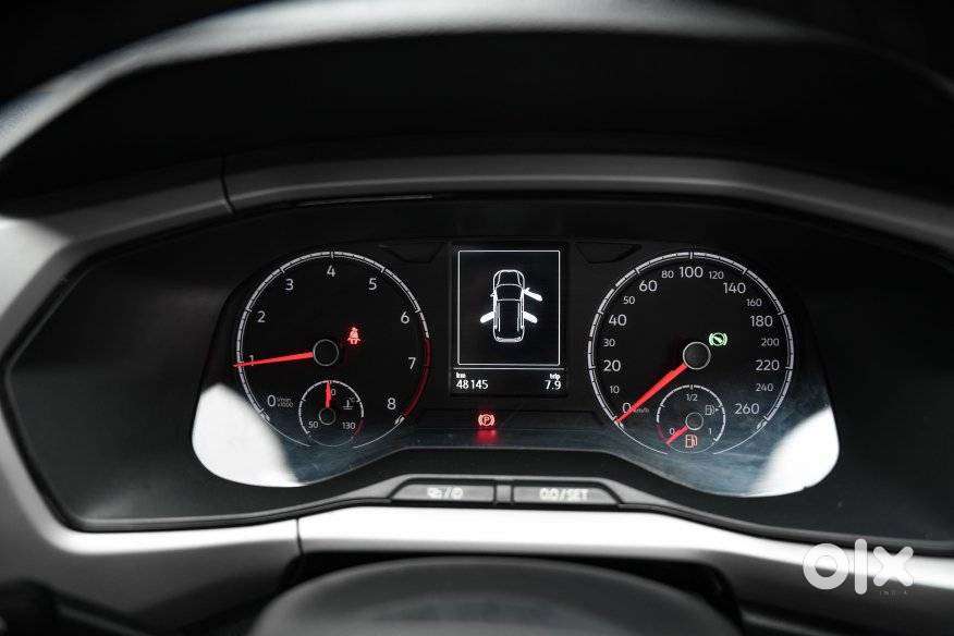 Volkswagen Taigun 1.0 Tsi Highline At, 2022, Petrol
