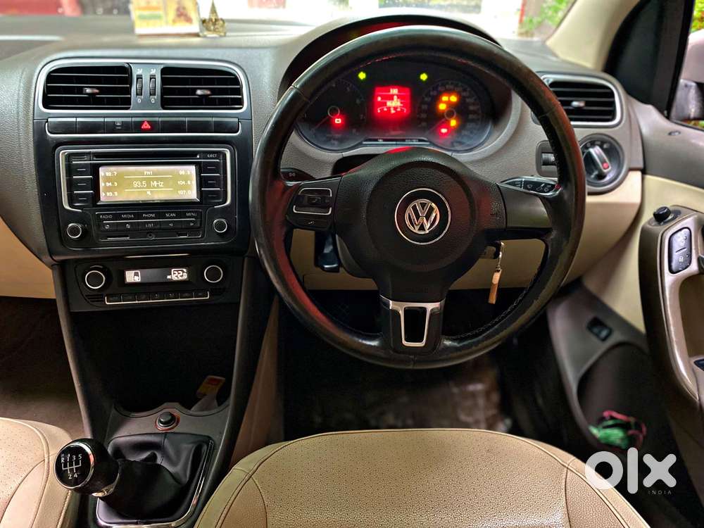 Volkswagen Vento 1.5 Highline Connect Edition, 2013, Petrol