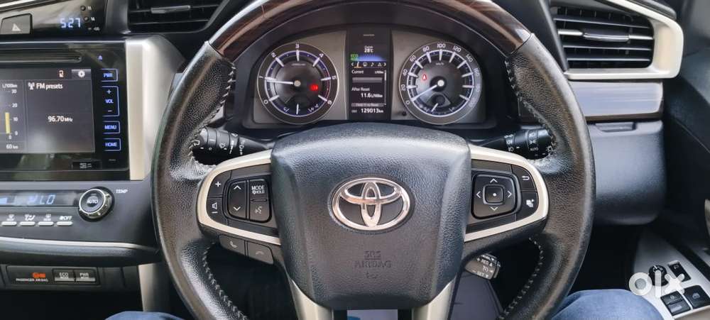 Toyota Innova Crysta