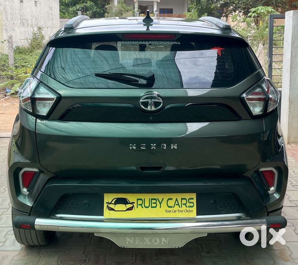 Tata Nexon 1.5 Revotorq Xza Plus Dual Tone Roof (o) Amt, 2021, Diese..