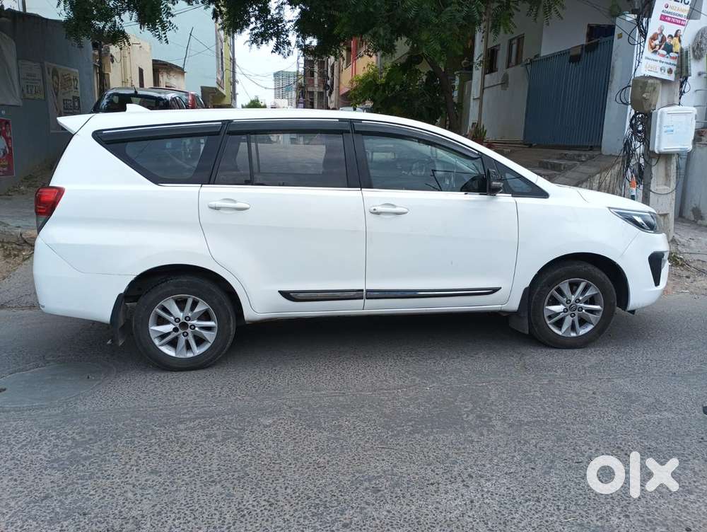 Toyota Innova Crysta 2018