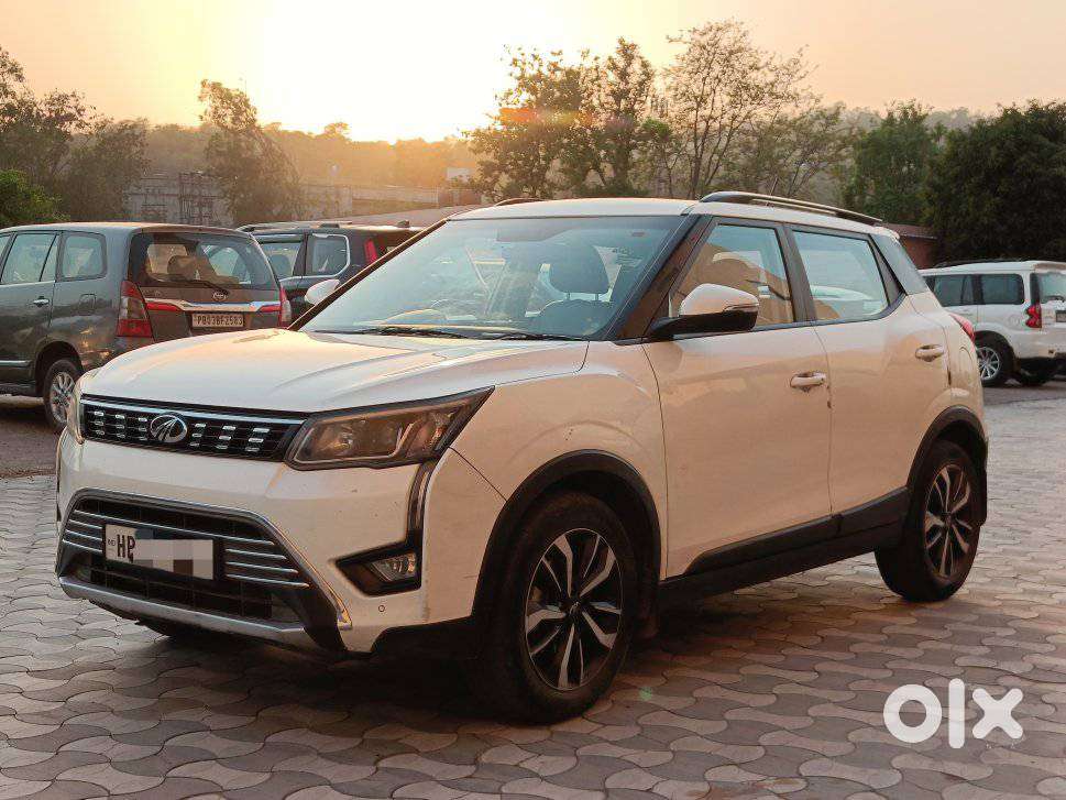 Mahindra Xuv300 W8 (o) 1.5 Diesel Amt, 2020, Diesel