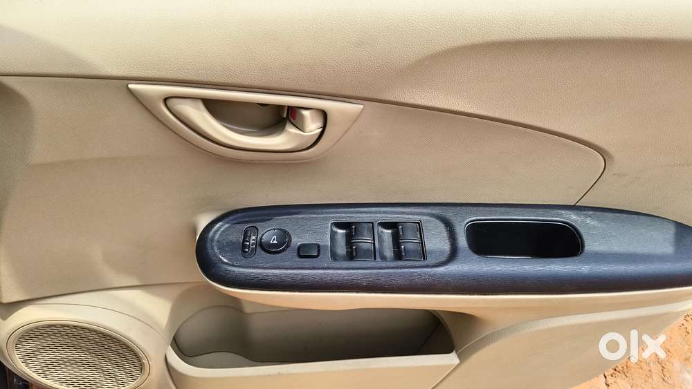 Honda Amaze 2013-2016 S At I-vtech, 2015, Petrol