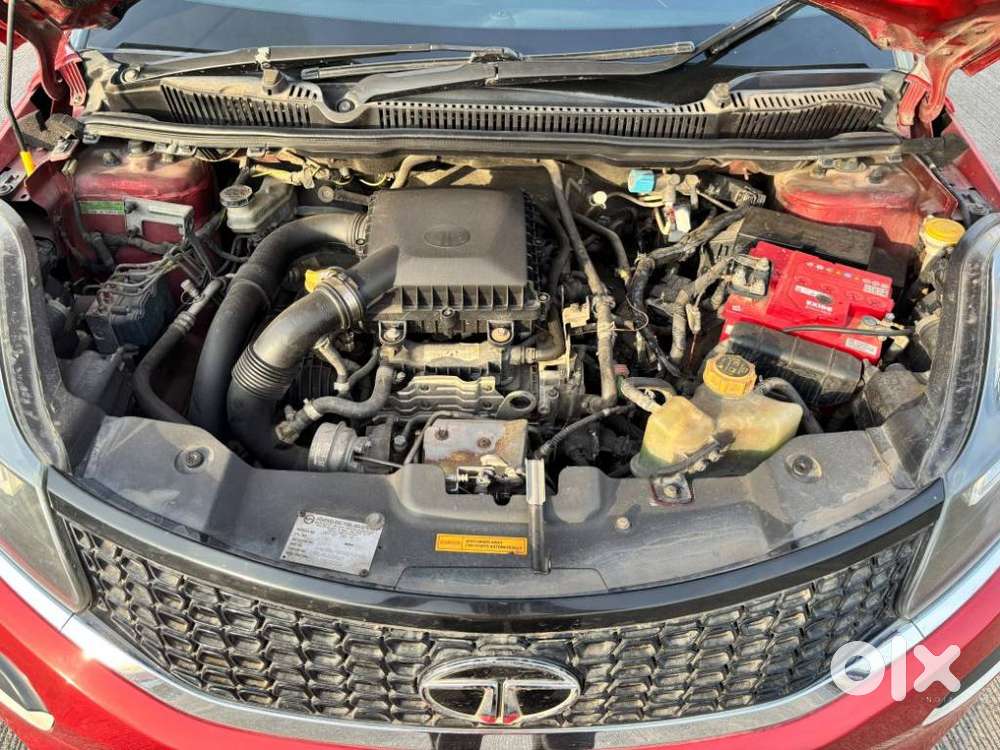 Tata Nexon 1.2 Revotron Xz Plus, 2018, Cng & Hybrids