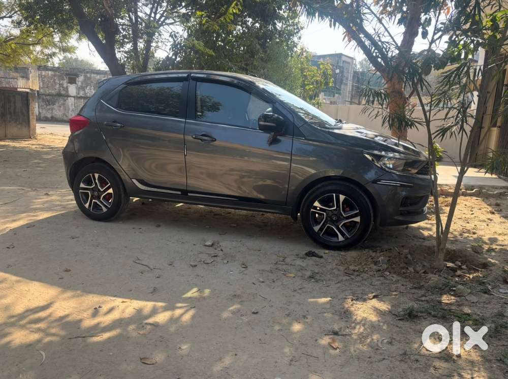 Tata Tiago Cng Twn Xta 1.2 Rtn Model 14 June 2014  Colour Daytona Grey