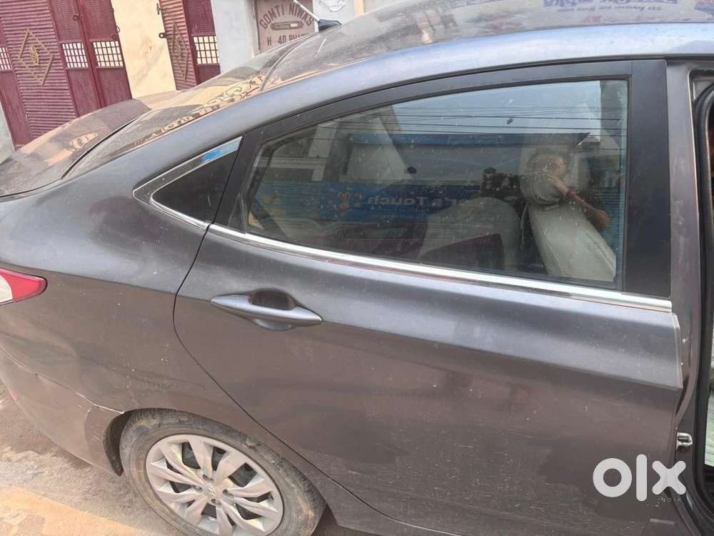 Hyundai Fluidic Verna 2017 Cng & Hybrids Well Maintained