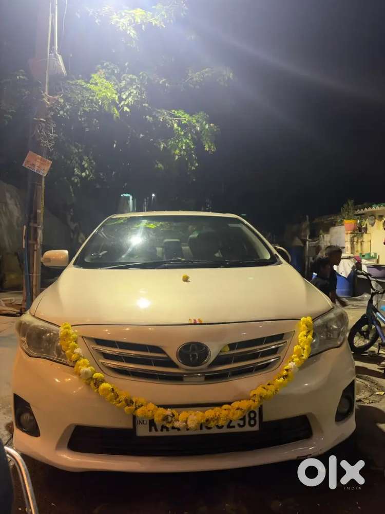 Toyota Corolla Altis 2012
