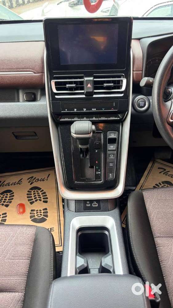 Toyota Innova Hycross, 2026, Petrol