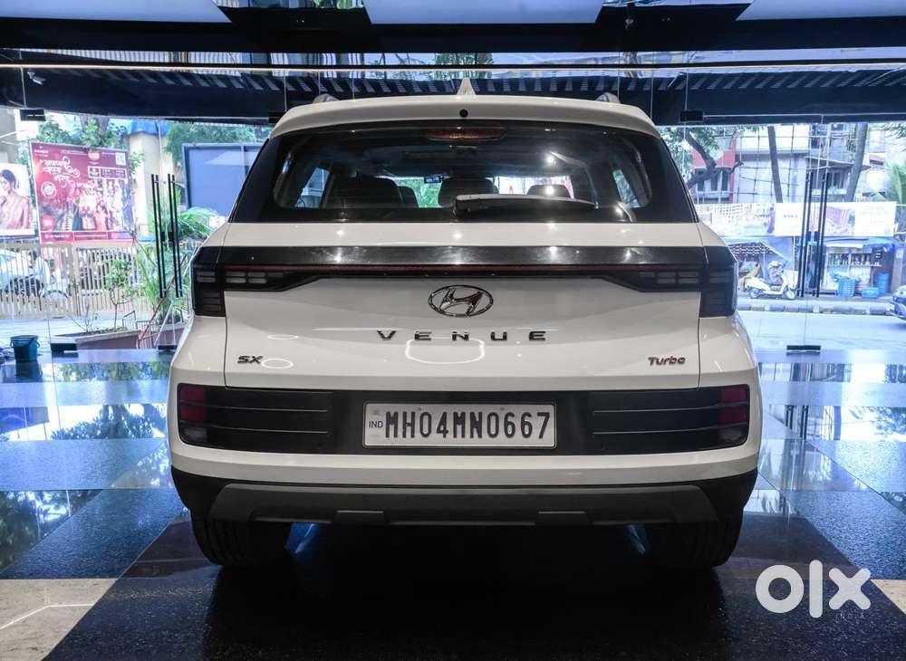 Hyundai Venue 1.0 Sx (o) Turbo Dct, 2025, Petrol