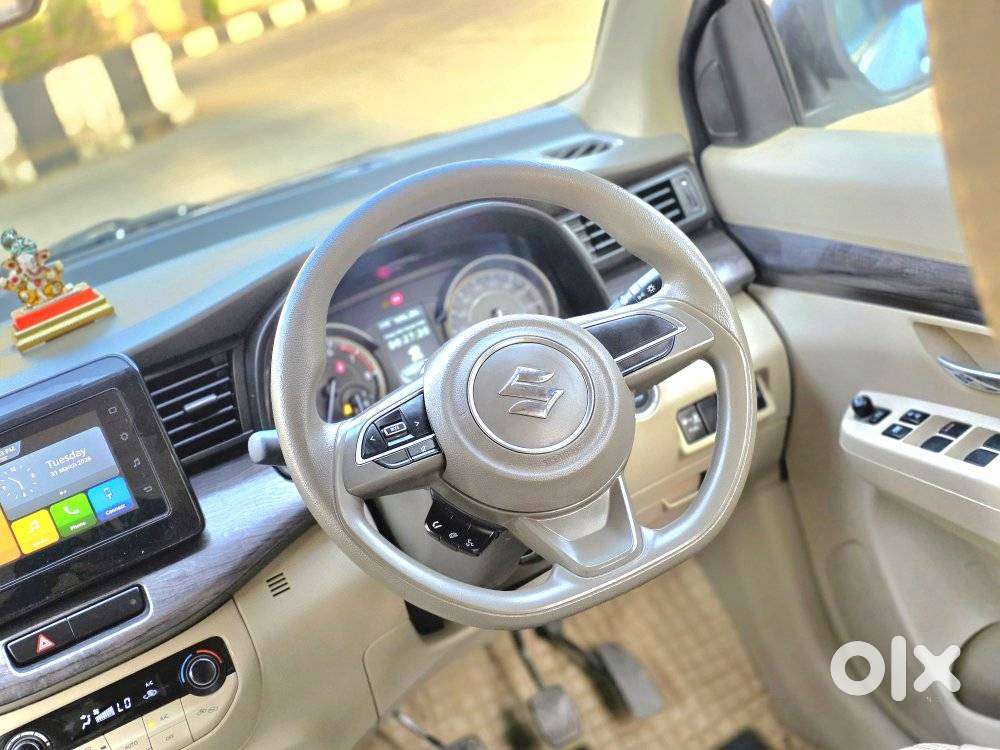 Maruti Suzuki Ertiga Zxi (o) Cng [2022-2023], 2023, Cng & Hybrids