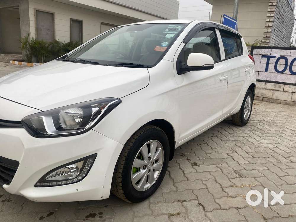 Hyundai I20 2015-2017 Sportz Option 1.4 Crdi, 2014, Diesel