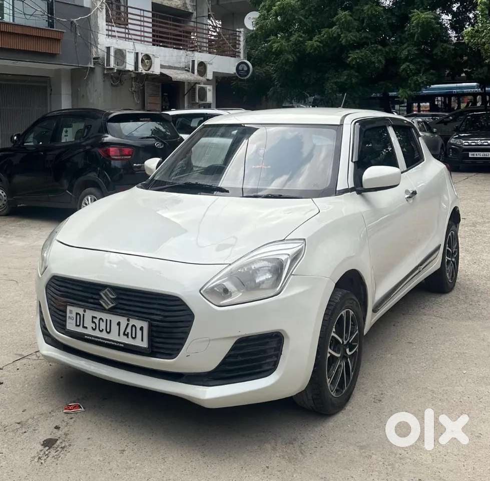 Maruti Suzuki Swift Lxi, 2022, Petrol