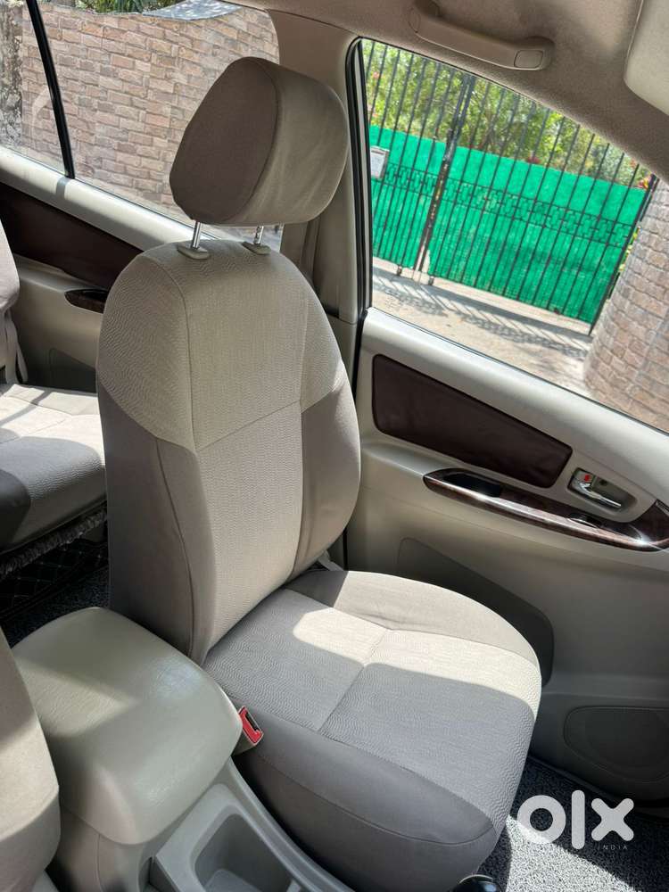 Toyota Innova 2.5 Vx 8 Str, 2014, Diesel