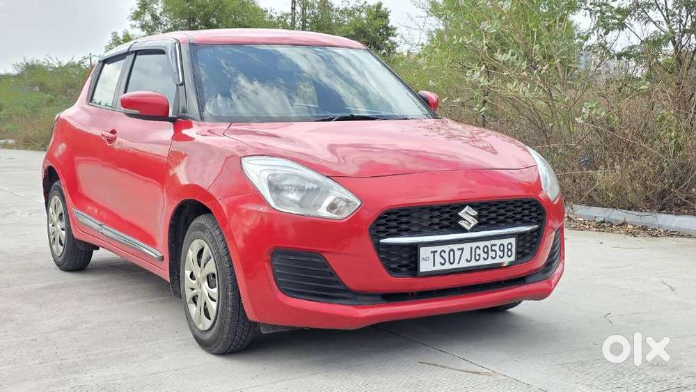 Maruti Suzuki Swift Vxi + Manual, 2022, Petrol