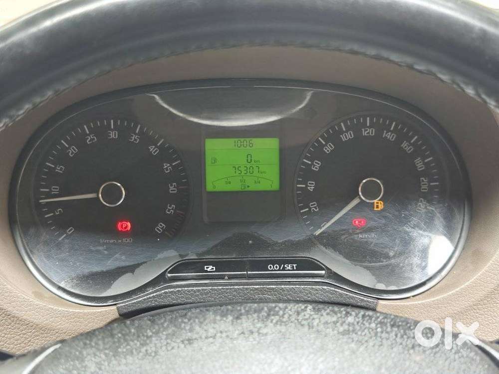 Skoda Rapid Ambition 1.6 Tdi Cr Manual Plus, 2012, Diesel