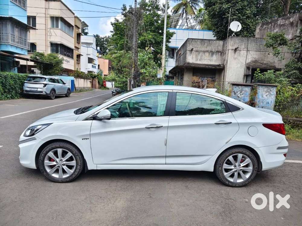 Hyundai Verna Fluidic 1.6 Vtvt Sx Opt, 2012, Petrol