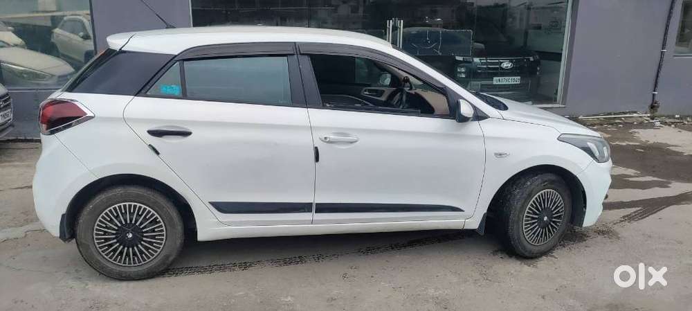 Hyundai Elite I20 [ ] 1.2 Magna Executive Cvt, 2020, Petrol