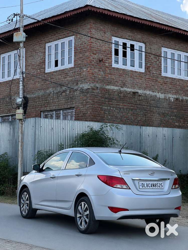 Hyundai Fluidic Verna 2016