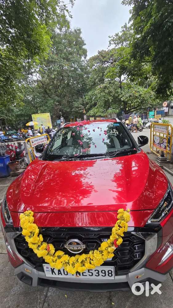 Nissan Magnite Tekna Non Turbo  Topend 2025 - 7500km Driven