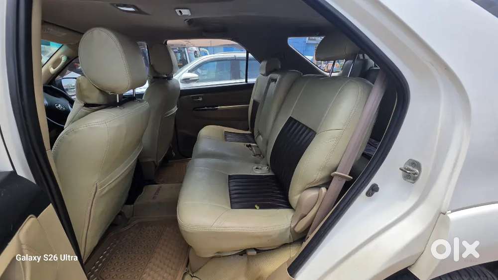 Toyota Fortuner Automatic 2016 Diesel 175000 Km Driven