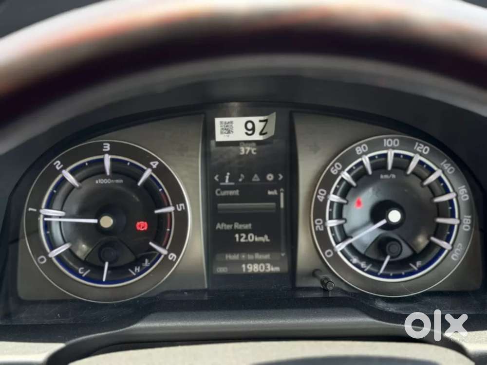 Toyota Innova Crysta [2020-ongoing] 2.4 Zx 7 Str, 2023, Diesel