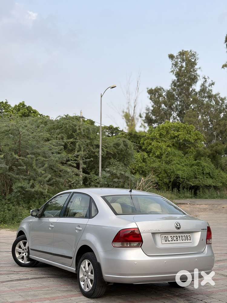 Volkswagen Vento Petrol Highline, 2012, Petrol