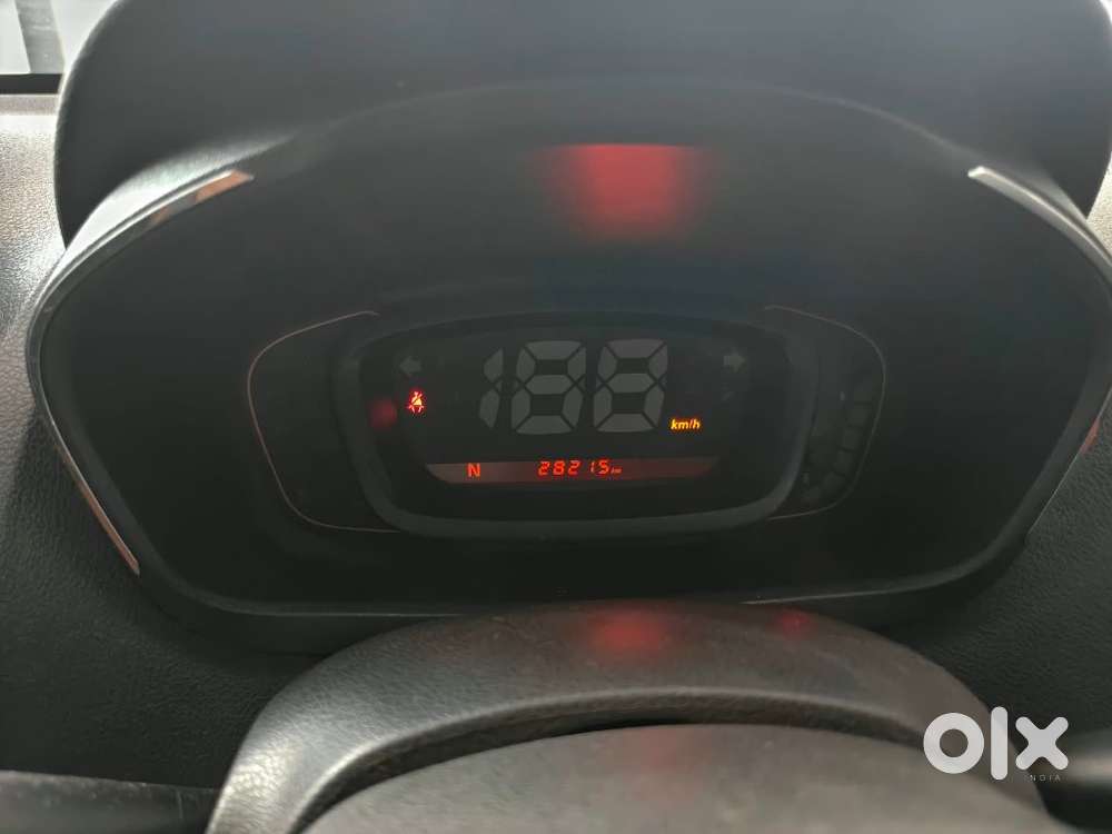 Renault Kwid Rxt Amt Climber (automatic), 2019, Petrol