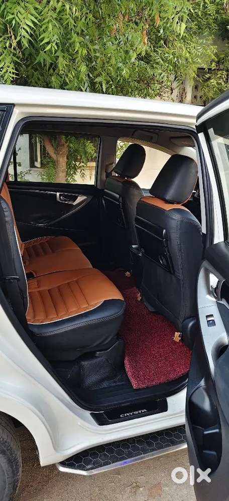 Toyota Innova Crysta 2019 Diesel 200000 Km Driven