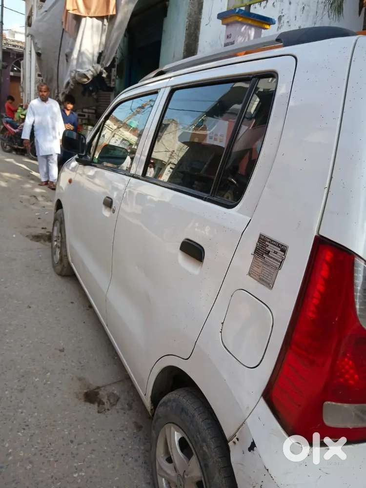 2nd Owner Maruti Suzuki Wagon R 2010 .bijnor Transfer. Valid Upto 2030