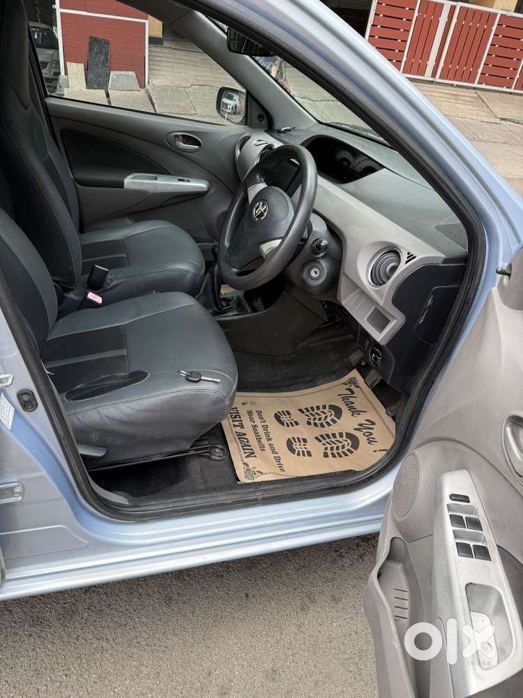 Toyota Etios 2010-2012 V, 2011, Petrol