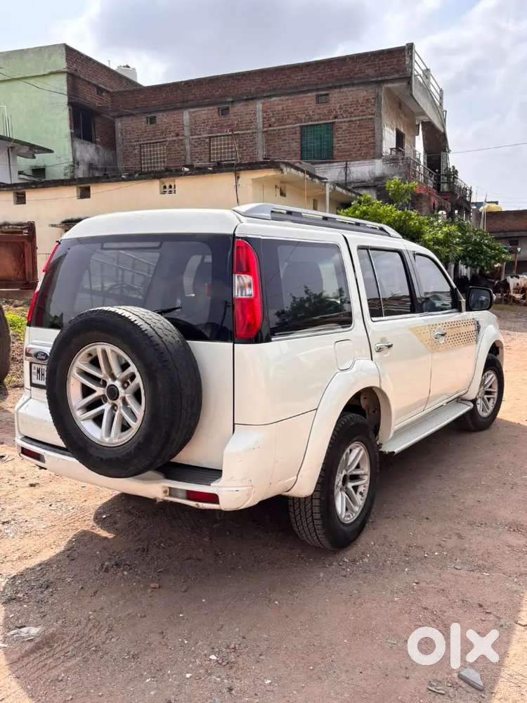 Ford Endeavour Diesel 2010 White