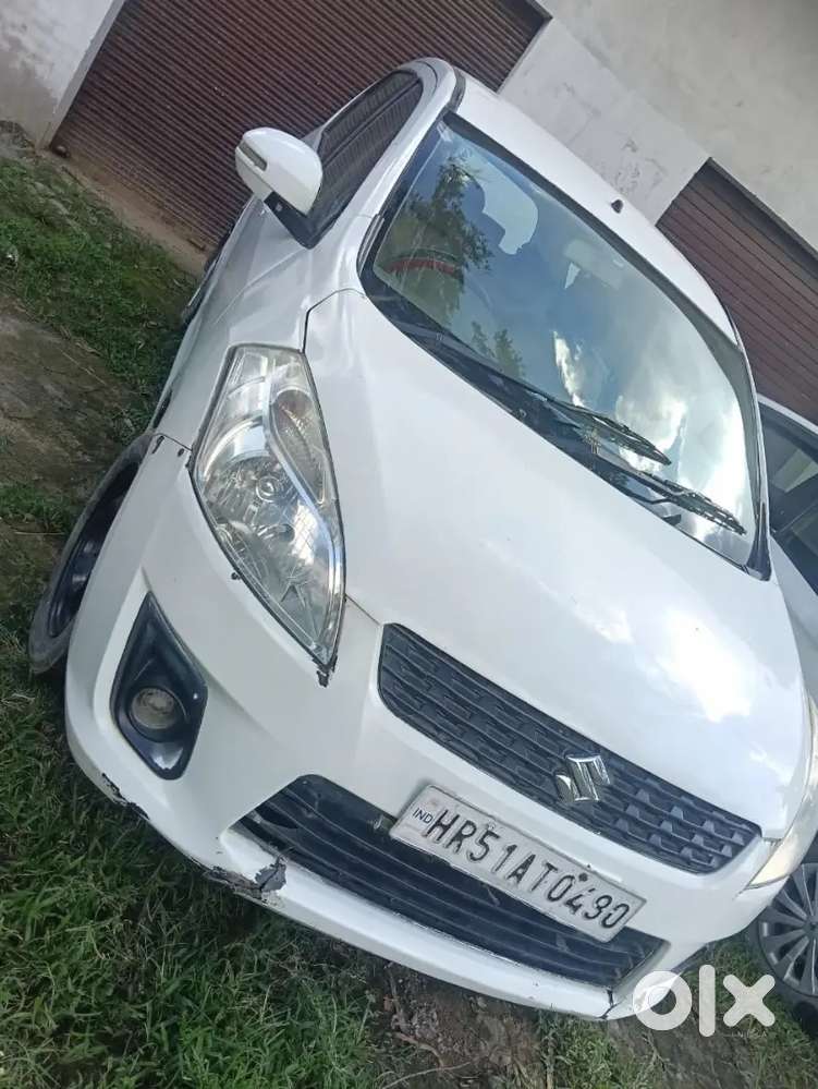 Maruti Suzuki Ertiga 2012 Model Insurance Pradushan All Ok Condition