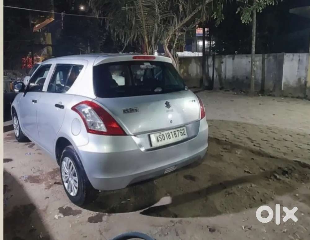 Swift Lxi Petrol 2015