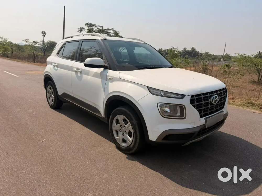Hyundai Venue 2019 Lpg Petrol 66000 Km Driven