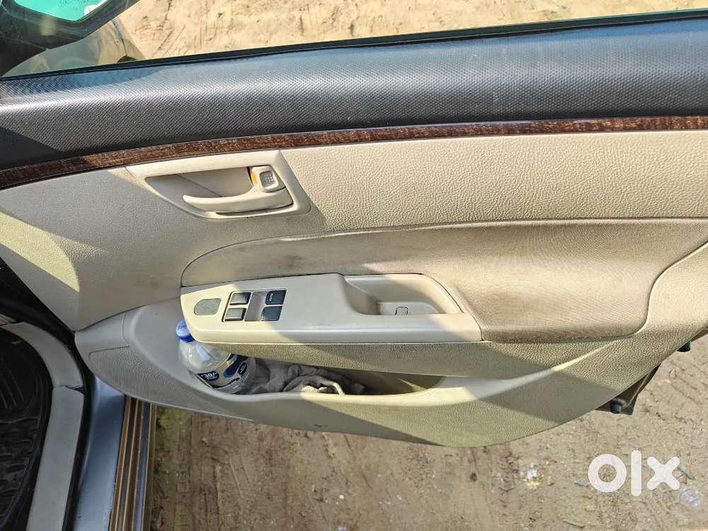 Maruti Suzuki Dzire 2016