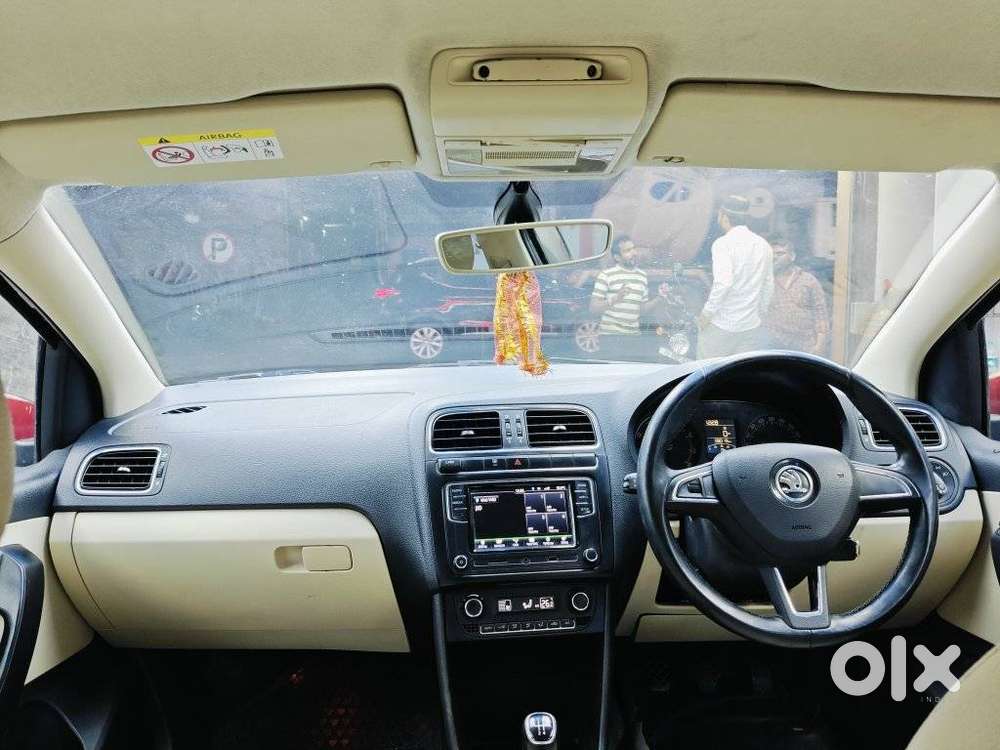 Skoda Rapid 1.6 Mpi Style, 2018, Petrol