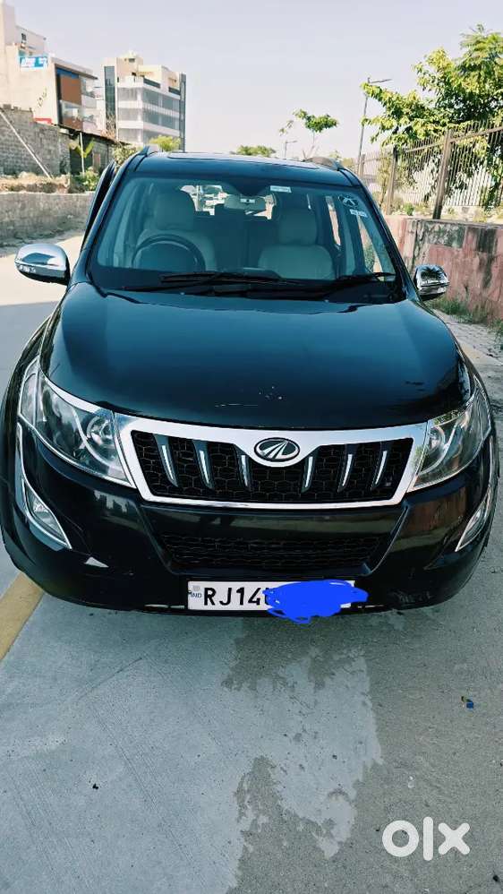 Mahindra Xuv500 W10 2017