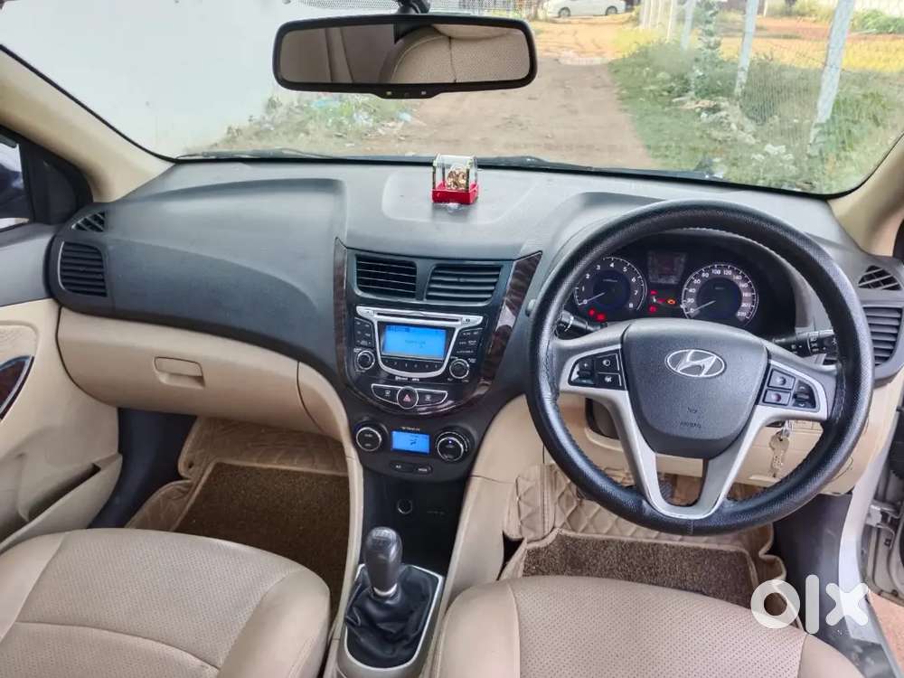 Hyundai Fluidic Verna