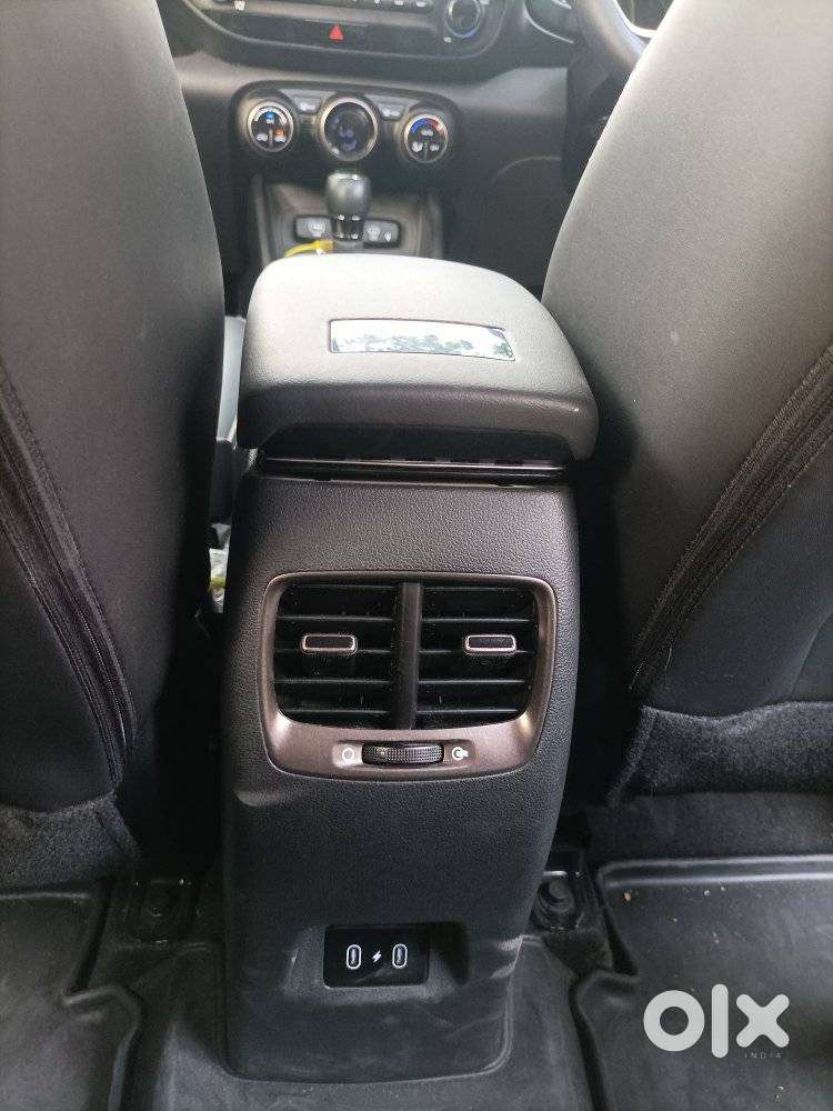 Hyundai Venue 1.0 Sx Turbo Dct, 2023, Petrol