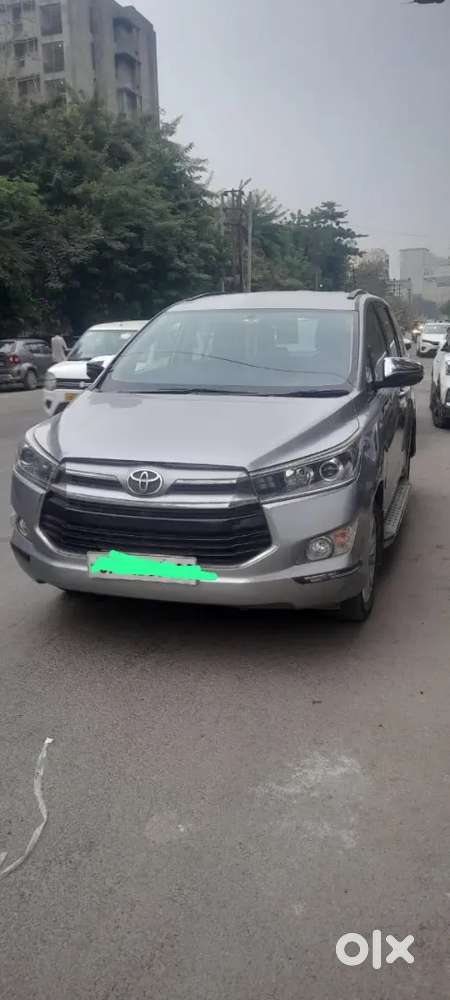 Innova Crysta Z Auto