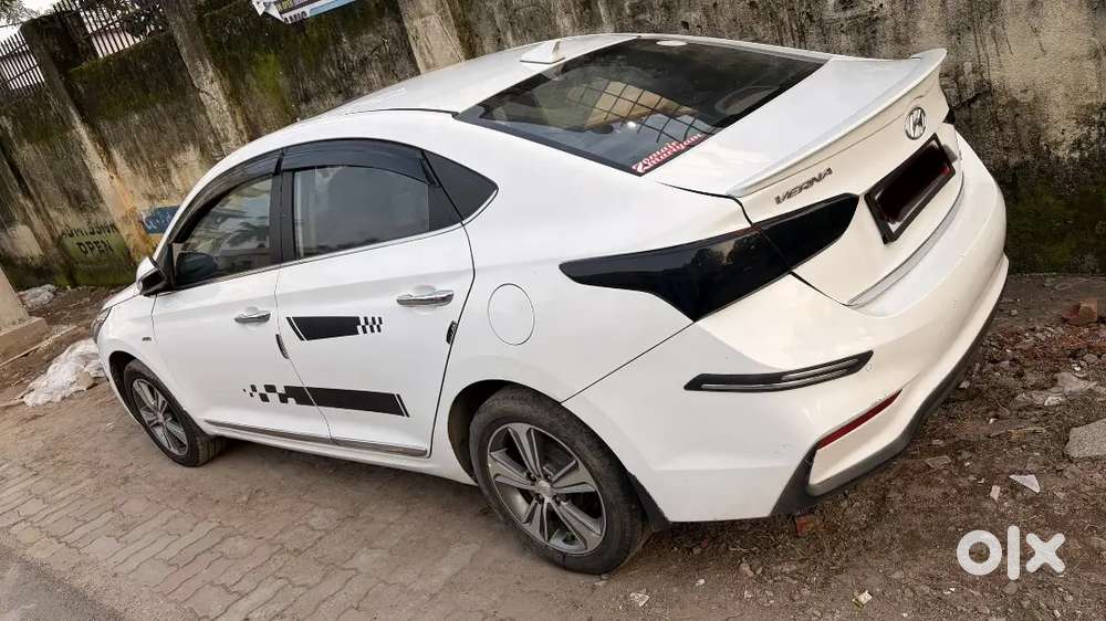 Hyundai Verna 2019 Top Model