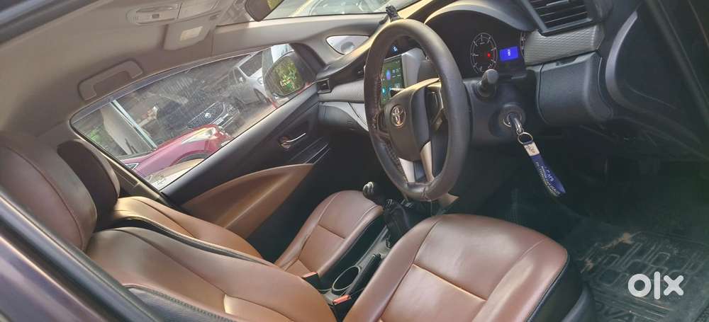 Toyota Innova Crysta 2.4 G Mt, 2017, Diesel