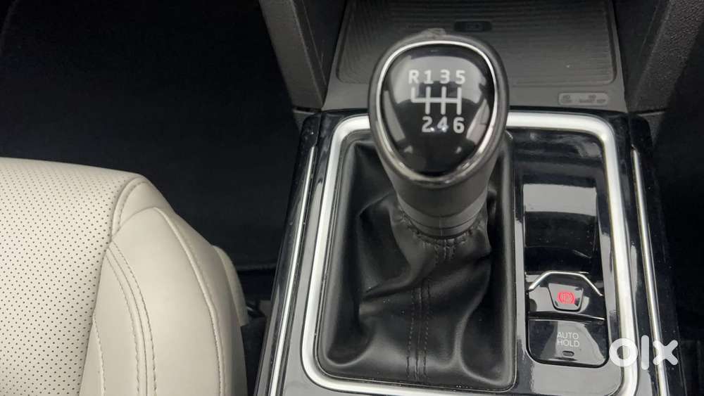 Mahindra Xuv700 2.0 Ax 7 Petrol At Luxury Pack Str, 2023, Diesel