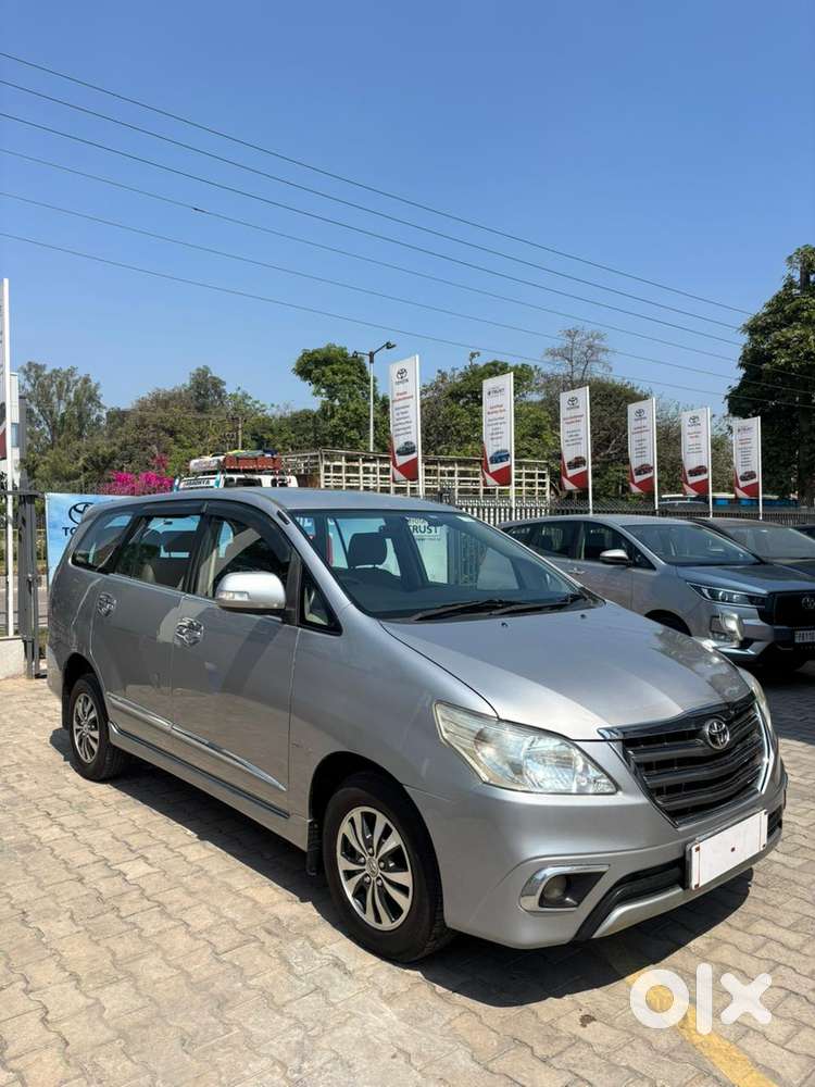 Toyota Innova 2012-2013 2.5 Vx (diesel) 7 Seater, 2015